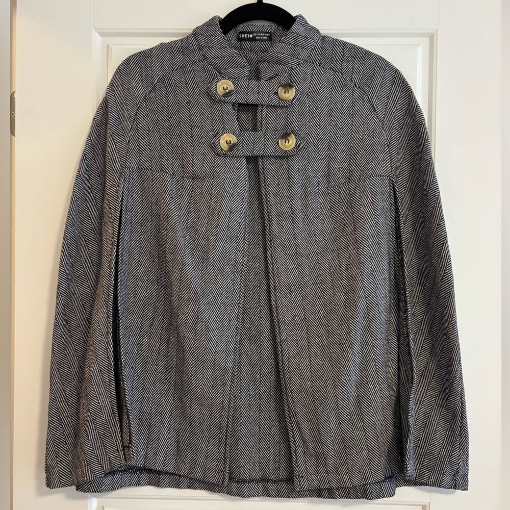 NWOT SHEIN Stylish Gray Women's Cape | L